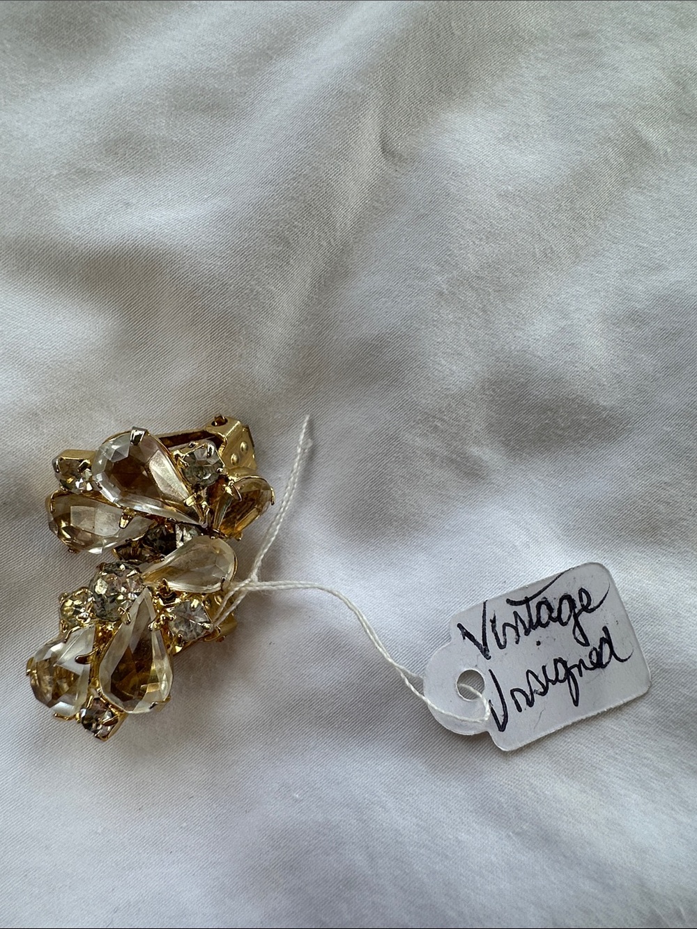 Vintage-Inspired Gold and Clear Crystal Brooch